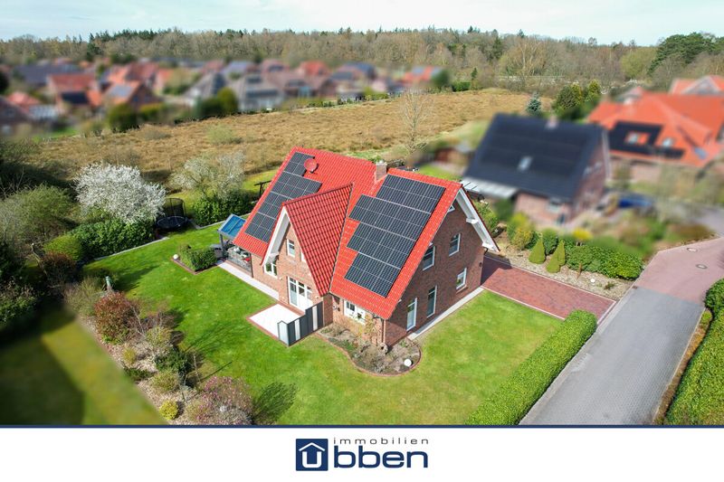 Modernes und energieeffizientes Einfamilienhaus mit großem Garten in Wiesmoor